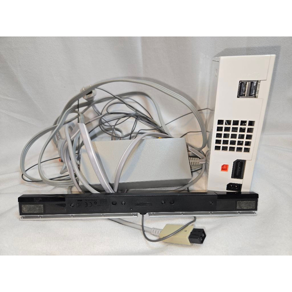 Wii System | Games | Cords | Nintendo | Console - Picture 8 of 8